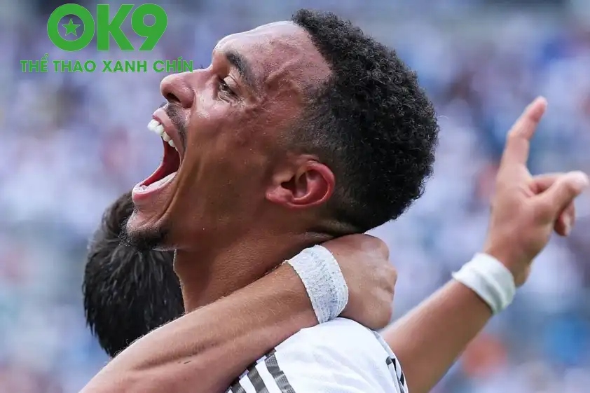 Rất may cho đội chủ sân Bernabeu là Trent đã trở lại (Ảnh: AS) Rất may cho đội chủ sân Bernabeu là Trent đã trở lại (Ảnh: AS)